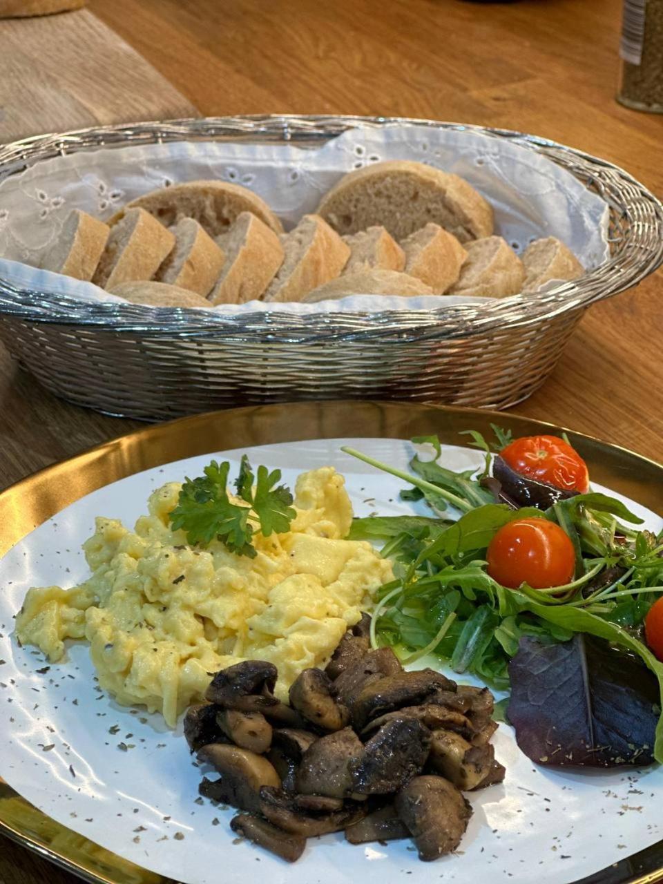 Awakening Alchemy Retreat Centre Bed and Breakfast Inverurie Eksteriør billede