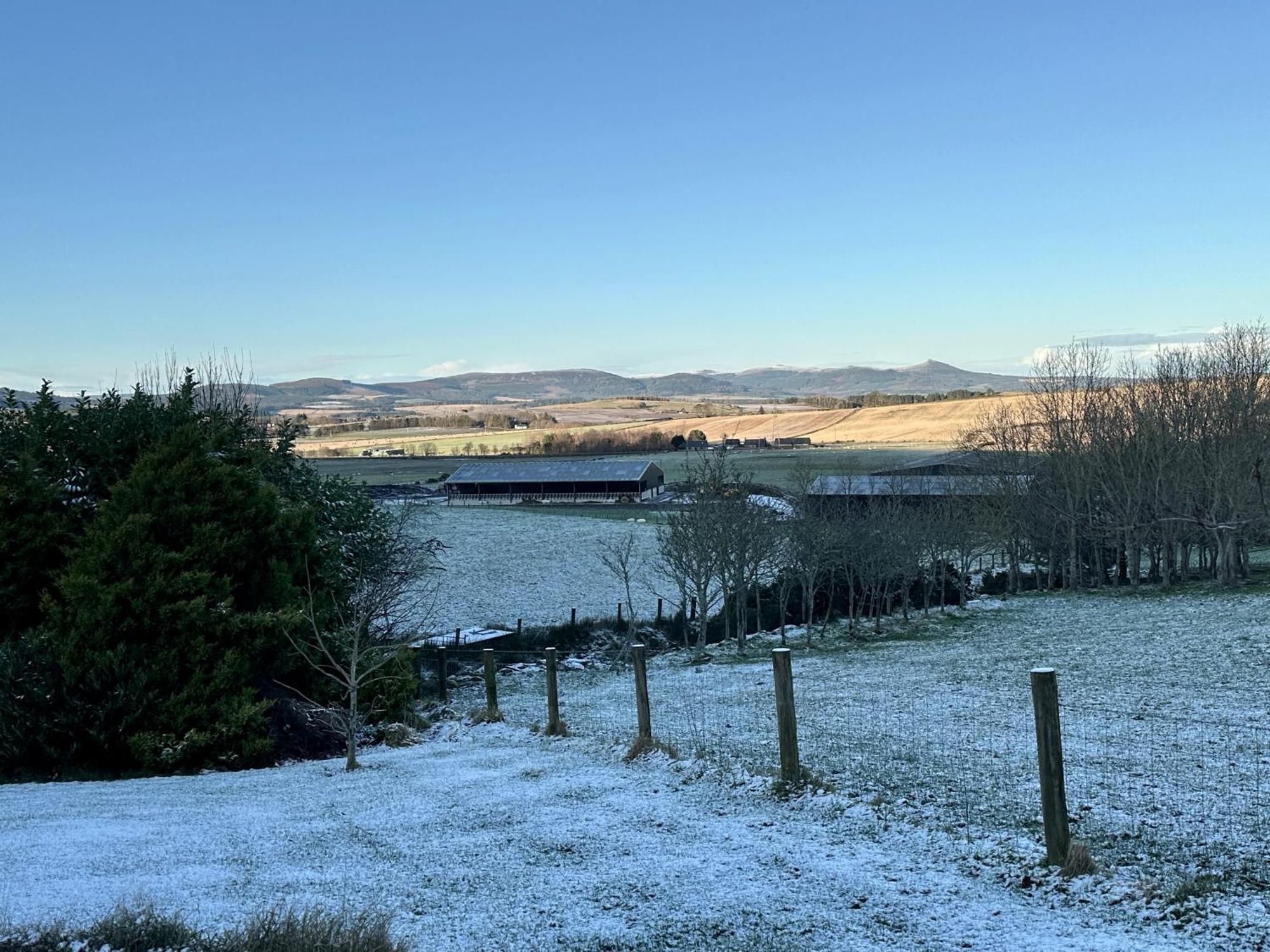 Awakening Alchemy Retreat Centre Bed and Breakfast Inverurie Eksteriør billede